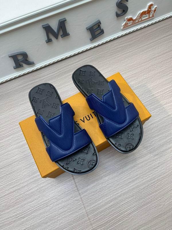 LV Men's Slippers 470